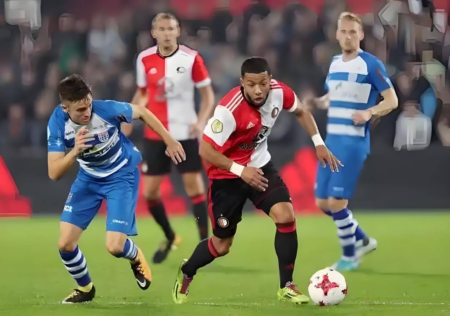 只剩下与荷 只剩下与荷