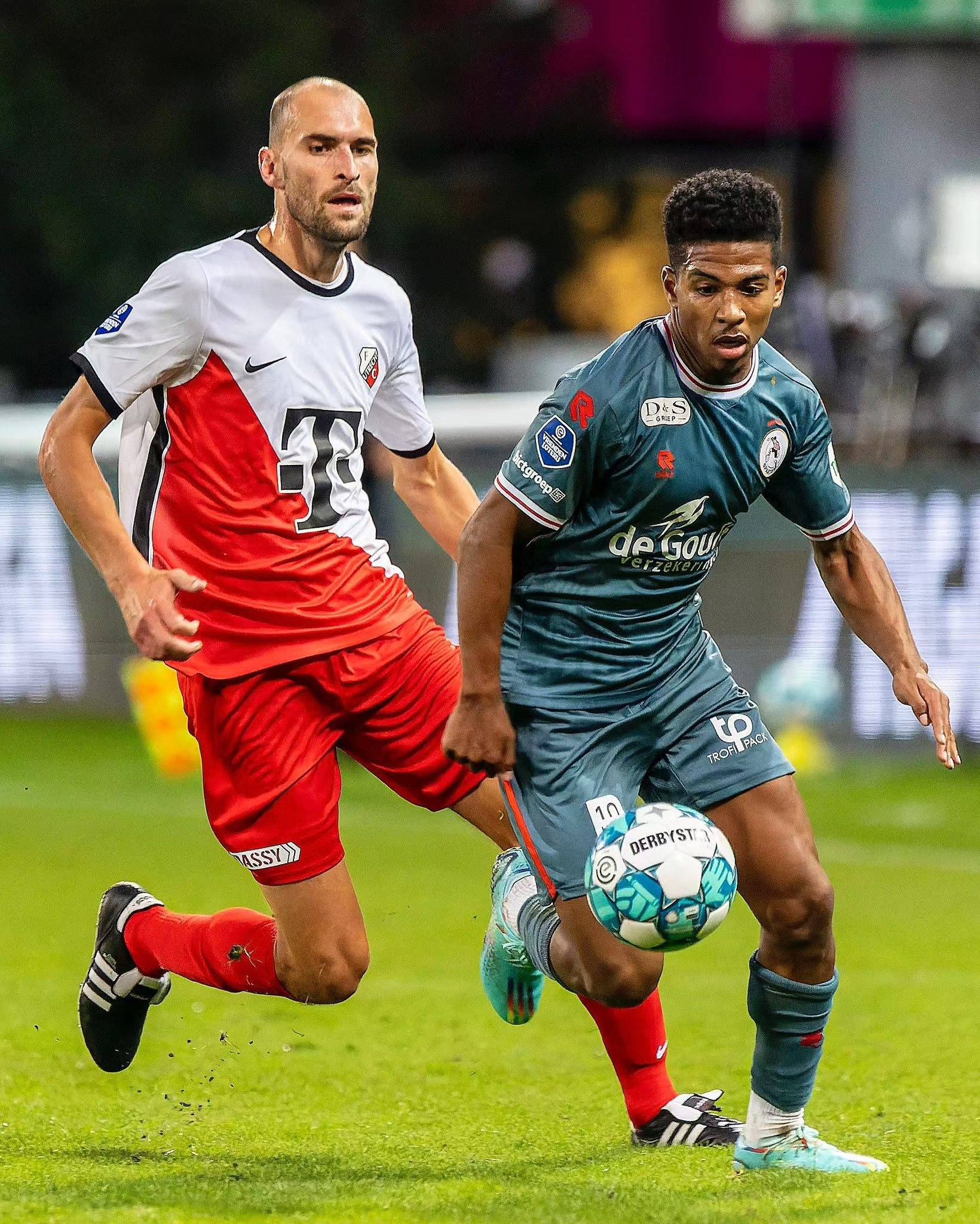 易的赛季变 易的赛季变